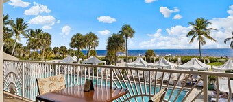 Sundial D310  Charming beachfront getaway!