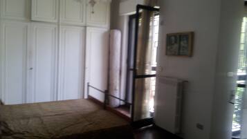 5 bedrooms, WiFi