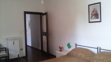 5 bedrooms, WiFi