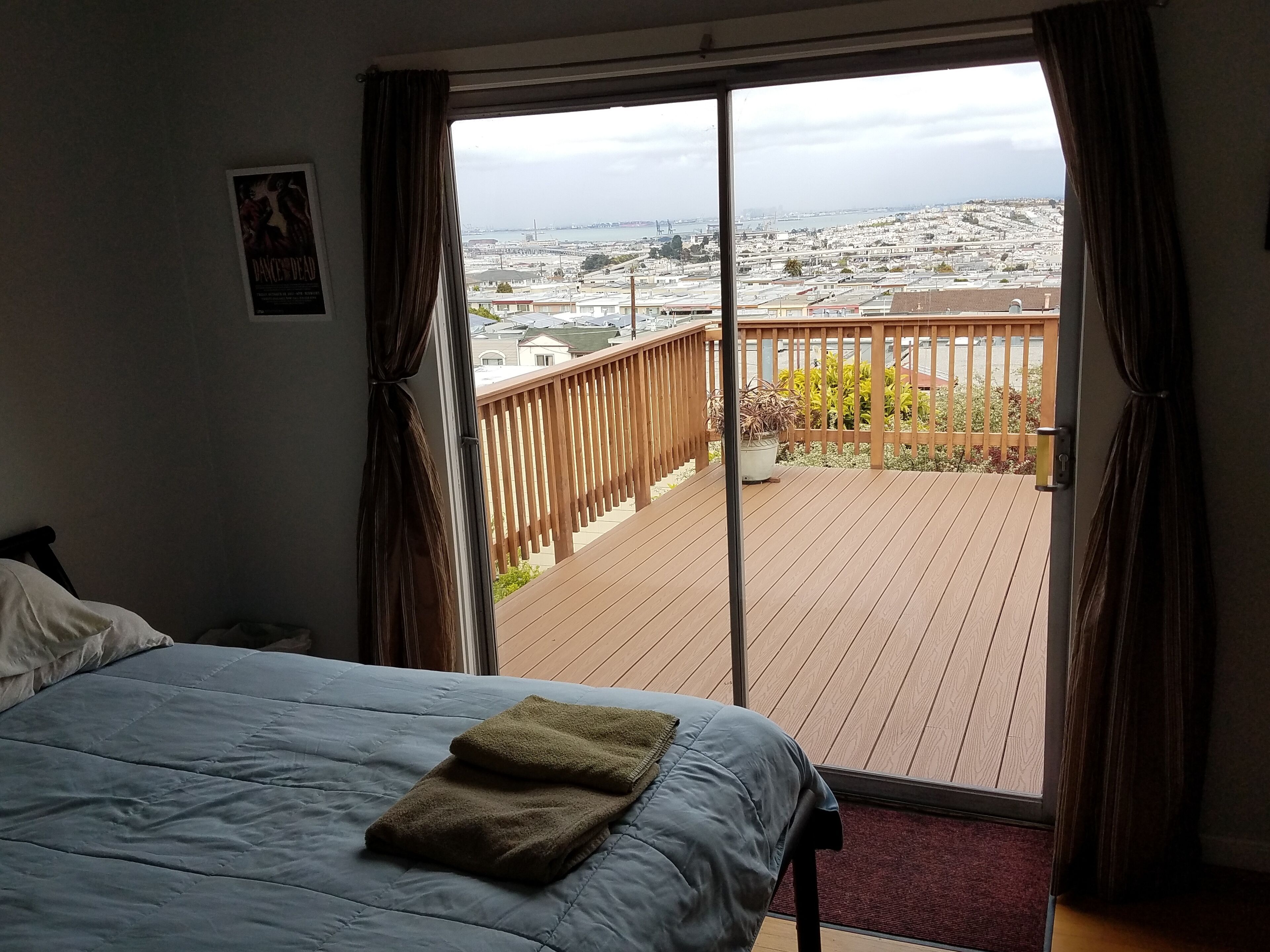 2 多间卧室、办公桌、熨斗/熨衣板、免费 WiFi