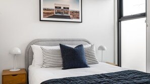 3 bedrooms, free WiFi, bed sheets - BOUTIQUE STAYS - Axel Apartments 203 The Bonfield (Glen Iris)