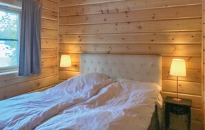 4 dormitoris, un bressol de viatge, wifi gratuïta i roba de llit 