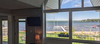 Lakefront Condo on Crooked Lake, Family-Friendly, Boat Slip Available