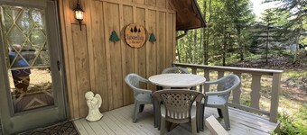 Lakefront Chalet - Badwater Lodge - Gorgeous Lake Views