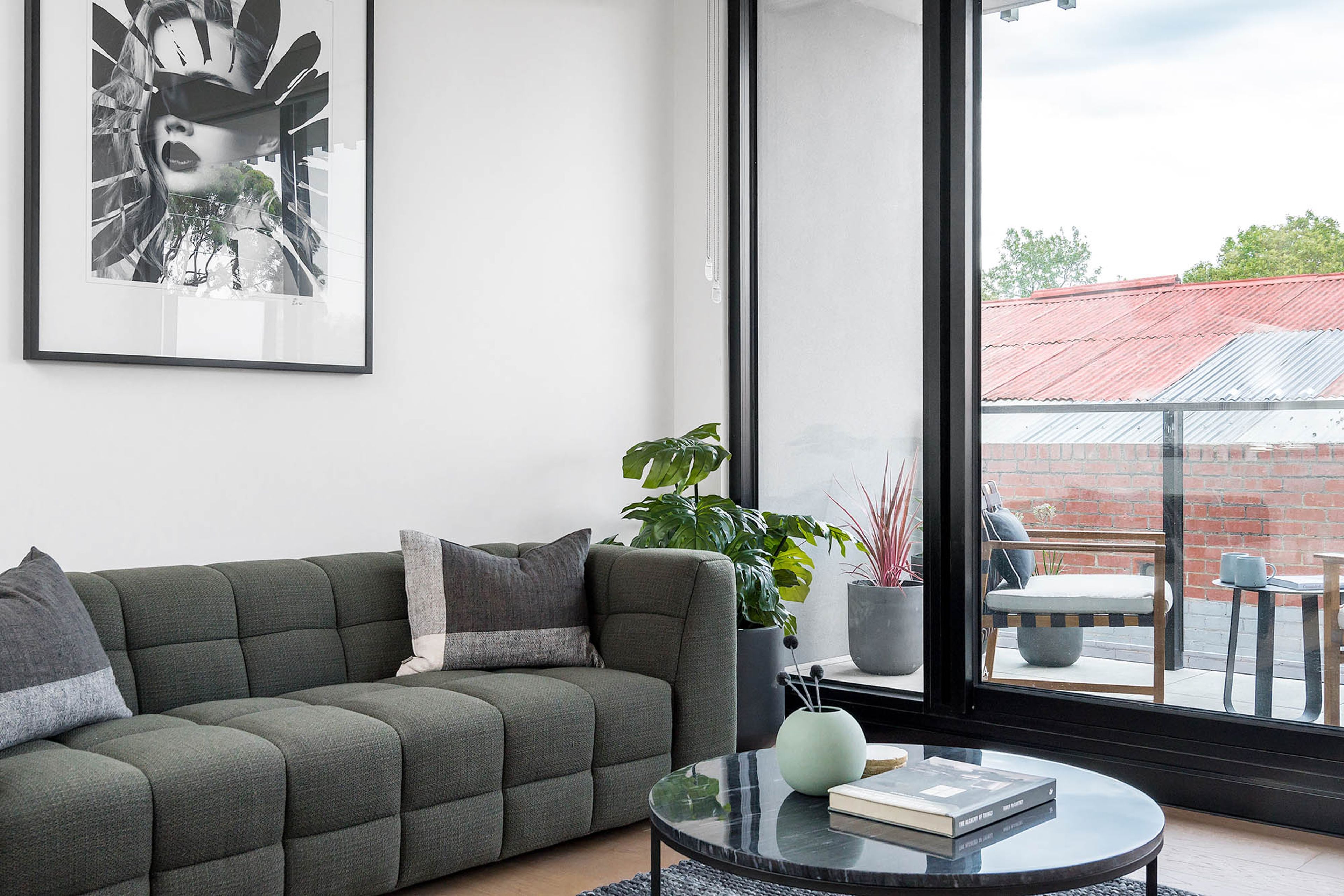 Smart TV, Netflix, streaming services