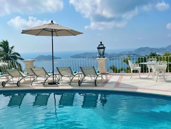 Outdoor pool, a heated pool