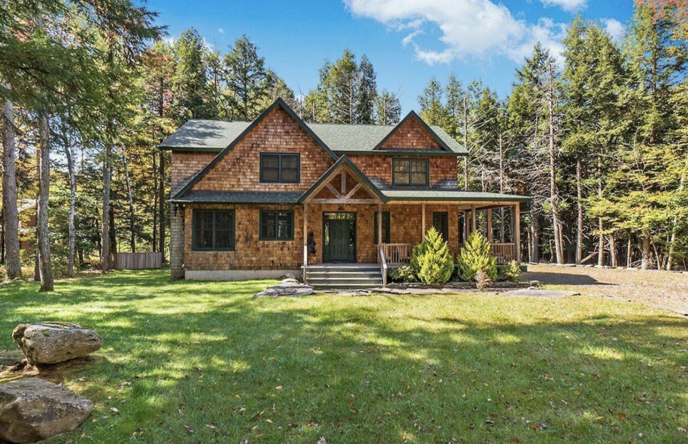 Year-Round Relaxing Mountain Escape