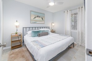 2 bedrooms, iron/ironing board, free WiFi, bed sheets