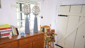 Room - Characteristic Holiday Home in Beautiful Surroundings to Enjoy Both During Summer or Winter (Mezileci)