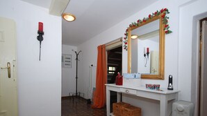 Reception - Characteristic Holiday Home in Beautiful Surroundings to Enjoy Both During Summer or Winter (Mezileci)