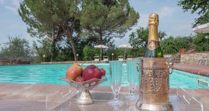 Holiday Home for 8 Guests