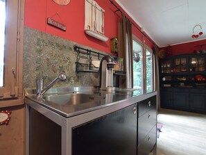 Chalet | Private kitchen | Electric kettle