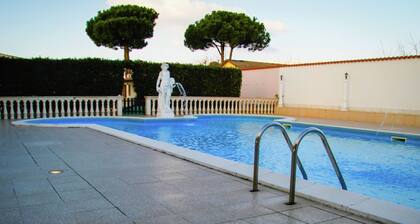 Spacious Villa With Pool in the Countryside of Anzio