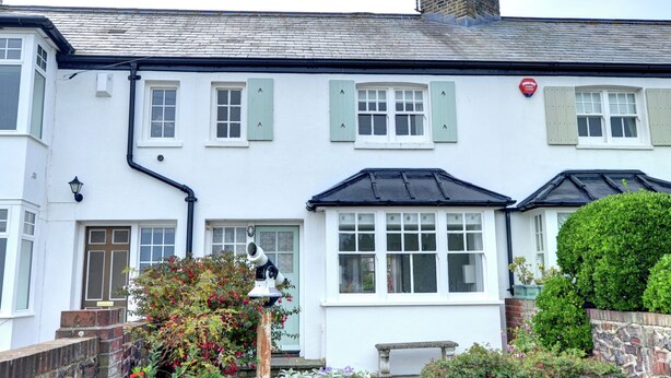 Unclassified image, 1 of 11, button - Spacious Home With sea Theme Directly Situated at the sea in Broadstairs (Broadstairs)