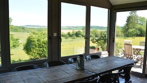 Dining - Heritage Holiday Home in Assesse on Hilltop (Assesse)