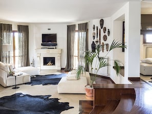 Villa | 4 chambres, ameublement unique