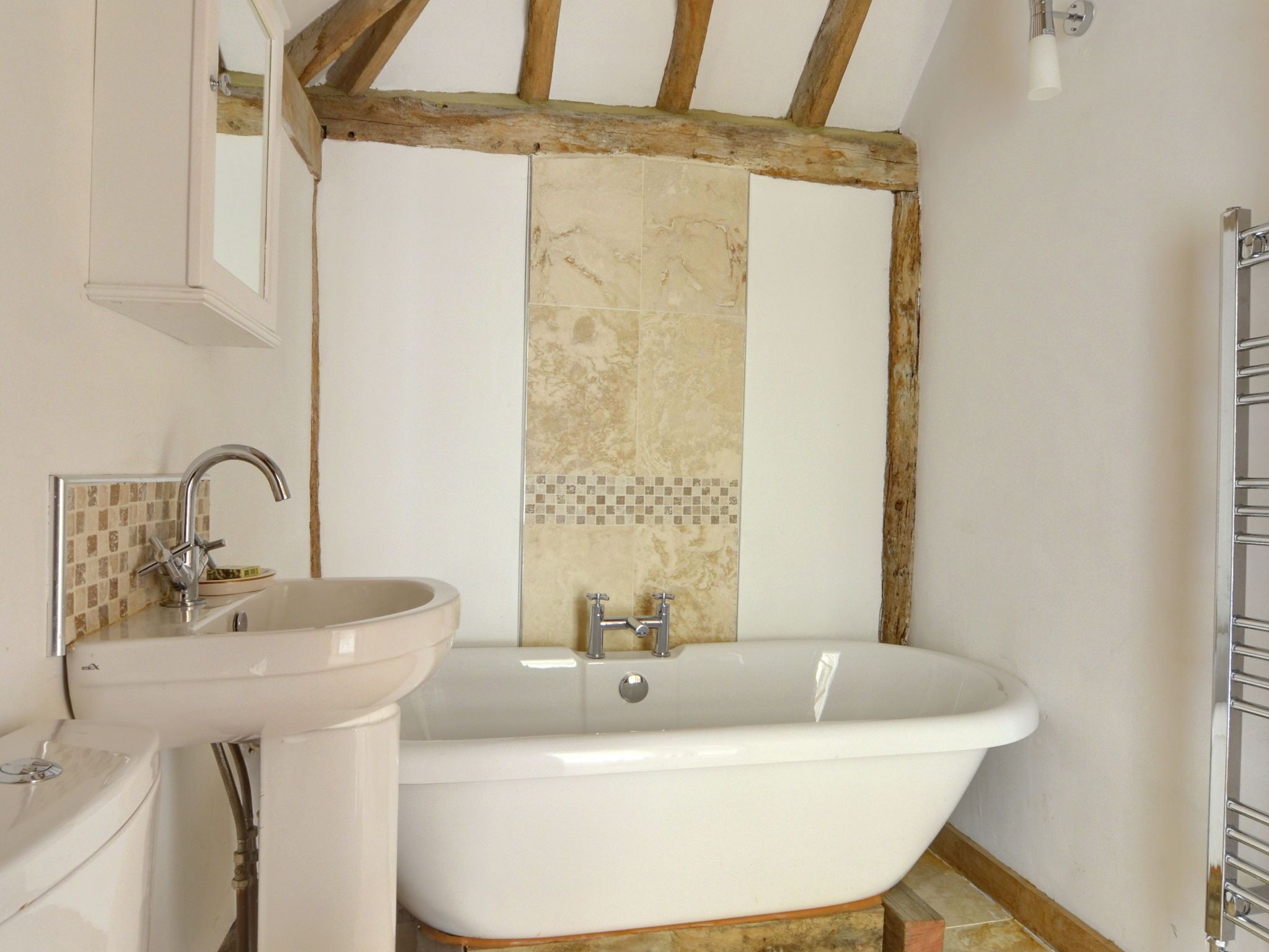 House | Bathroom | Bathtub, towels
