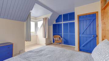3 bedrooms, individually furnished, bed sheets