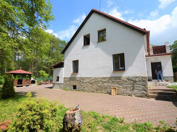 House | Exterior