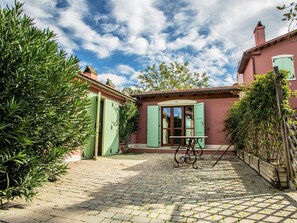 Exterior - Tasteful Apartment in Roselle Terme With Fenced Garden (Grosseto)
