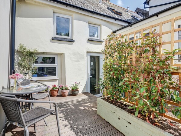Exterior - Captivating Holiday Home That Gives you a Real Beach Feeling (Bideford)