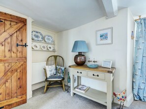 2 bedrooms, individually furnished, bed sheets - Captivating Holiday Home That Gives you a Real Beach Feeling (Bideford)