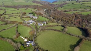 Exterior - Spacious Holiday Home in Ilkerton With Garden (Lynton)