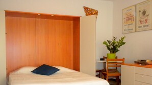 Living room - Stunning Holiday Home in Lazise With Shared Pool (Lazise)