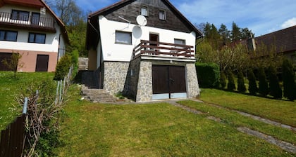 Detached Cottage With Fireplace, Near the River Ohre