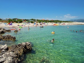 Exterior - Apartment 600 m From a Nice Beach in the Cute Silo With Shared Swimming Pool (Dobrinj)