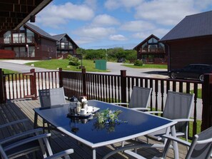 Balcony - Comfy Holiday Home in Saint Columb With Garden (St. Columb Major)