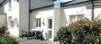 Ideally Located Holiday Home near Cardiff