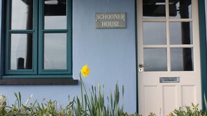 Unclassified image, 5 of 21, button - Luxurious Apartment in Saundersfoot With Balcony (Saundersfoot)