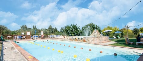 ハウス | プール | 屋外プール