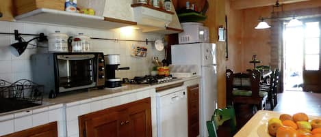 Villa | Eigene Küche | Kühlschrank, Hochstuhl