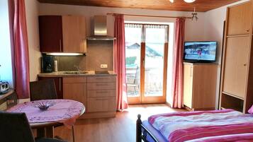 Apartment | 1 bilik tidur, dilengkapkan perabot secara berasingan, cadar katil