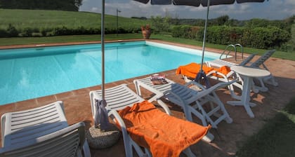 Farmhouse in Proceno With Pool and Hill Views