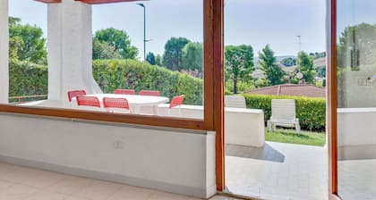 Appealing Holiday Home With Garden, Fireplace and Parking