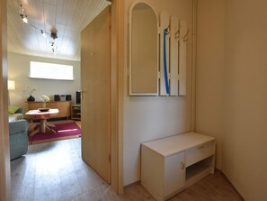Reception - Luxurious Bungalow in Elmenhorst-lichtenhagen With Garden (Elmenhorst/Lichtenhagen)