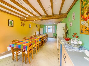 Rumah | Tempat makan