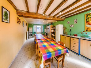 House | Dining - Forestside Escape for 15 Guests (Saint-Hubert)