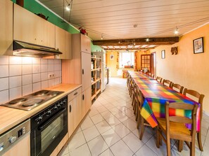 Private kitchen - Forestside Escape for 15 Guests (Saint-Hubert)