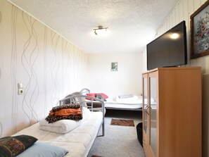 Bungalow | 2 Schlafzimmer, individuell eingerichtet, Bettwäsche