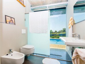 Villa | Bathroom - Luxurious Villa in Krk With Pool (Krk)
