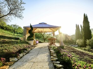 Exterior - Gorgeous Villa Near Spoleto With Swimming Pool (Spoleto)
