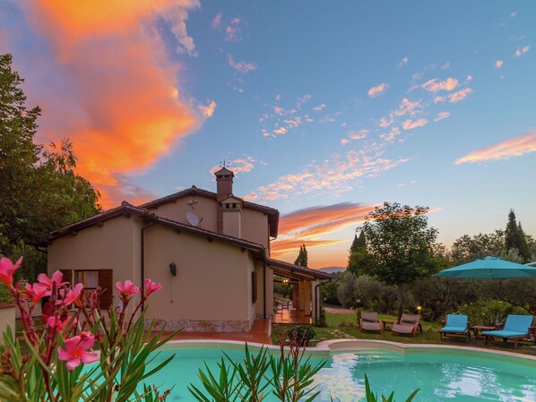 Exterior - Gorgeous Villa Near Spoleto With Swimming Pool (Spoleto)