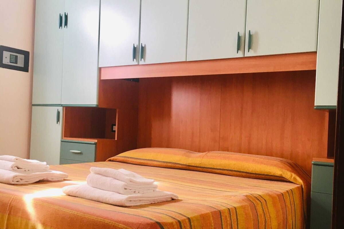 Apartment | 3 bedrooms, in-room safe