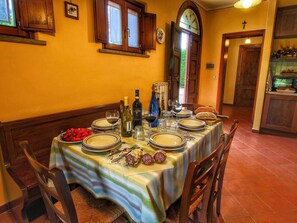 Apartment | Dining