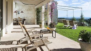 Exterior - Luxurious Villa With Terrace in Scicli (Scicli)