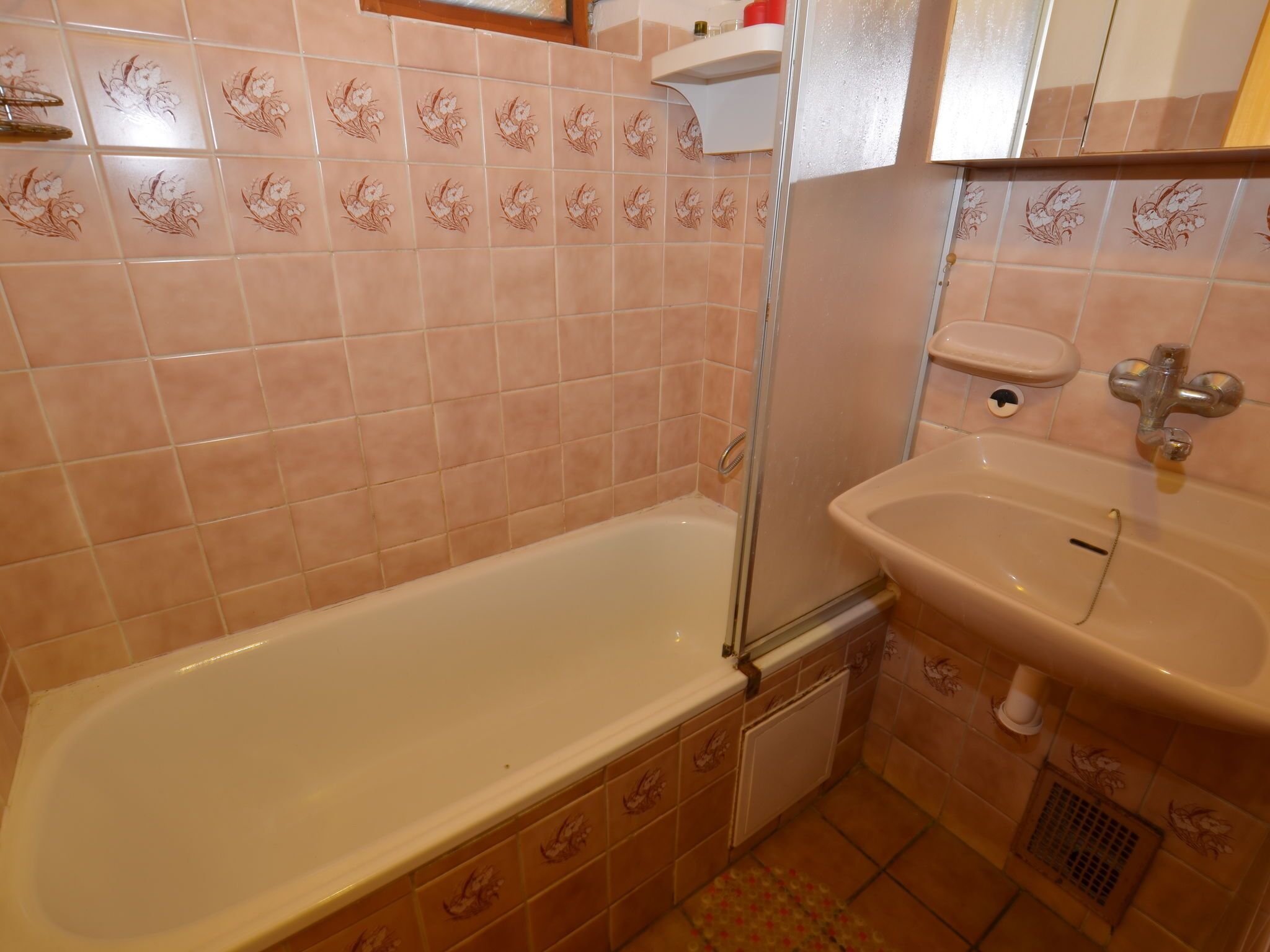 Chalet | Bathroom | Bathtub